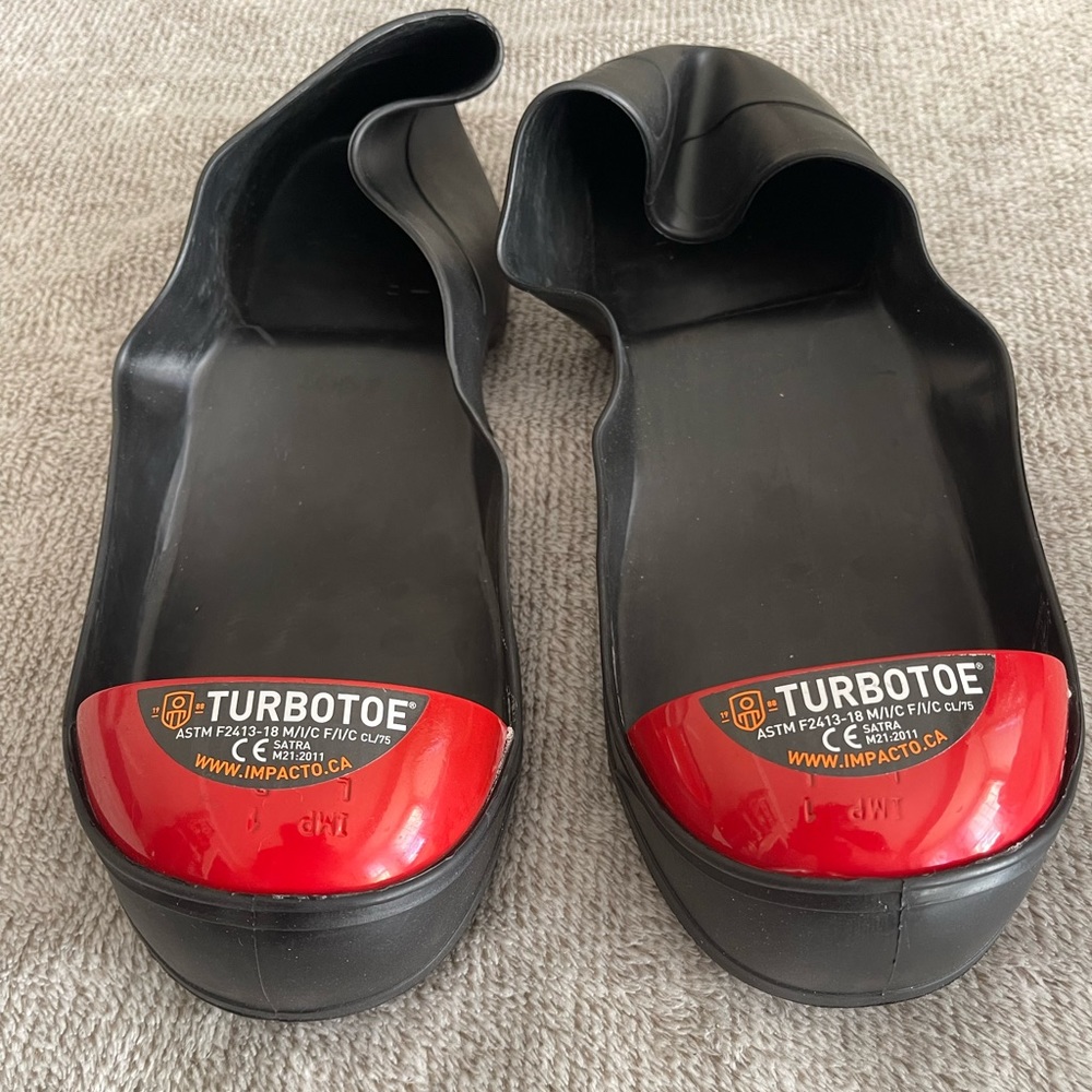 Turbo toe steel toe safety shoes cover